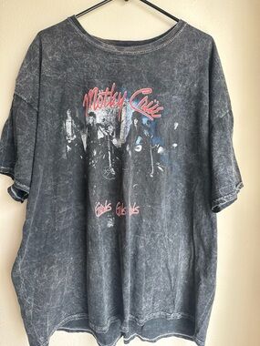 Motley Crew Graphic Tee - Vintage Black Mineral Wash